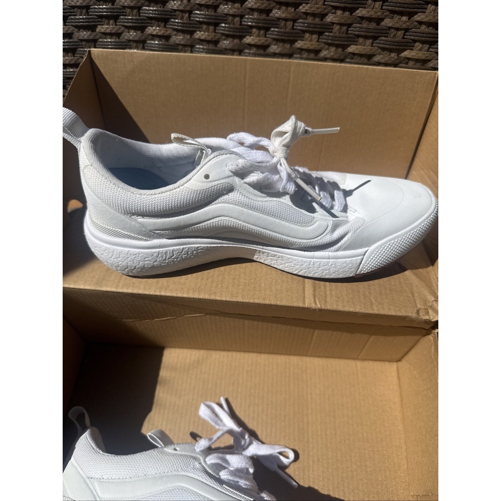 Size 5.5M/7W - Vans Ultrarange Exo White VN0A4U1KQLZ - Picture 4 of 6